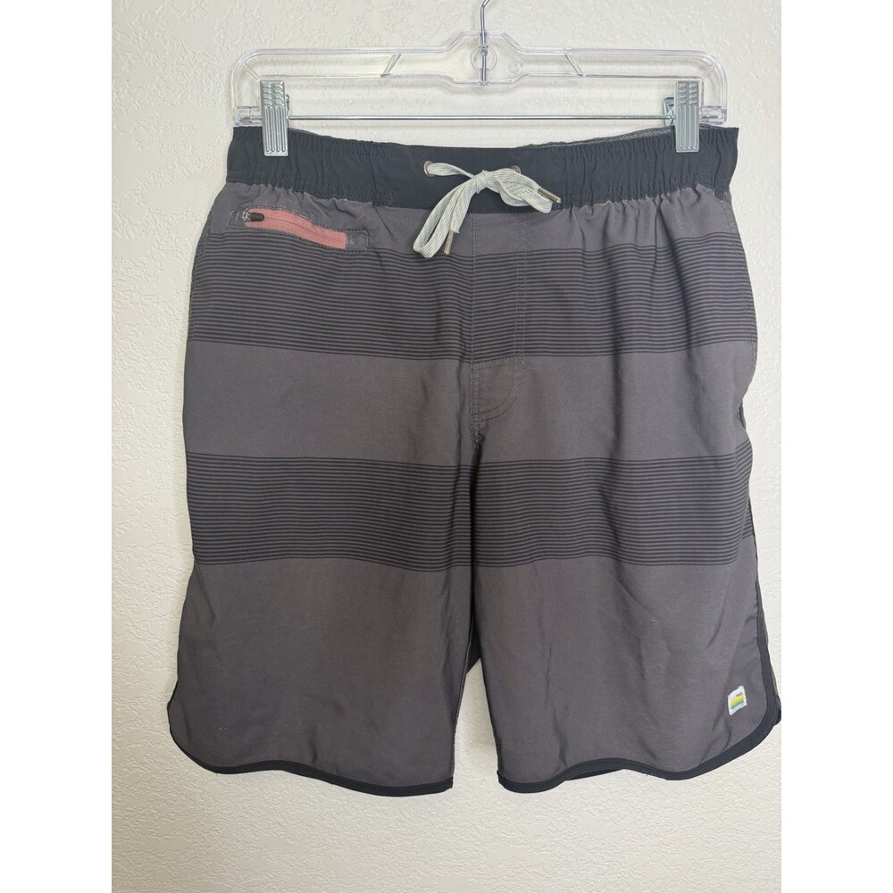 Vuori Men's Banks Shorts Swim Trunks Size M Athletic Gray Striped Pool Vacation